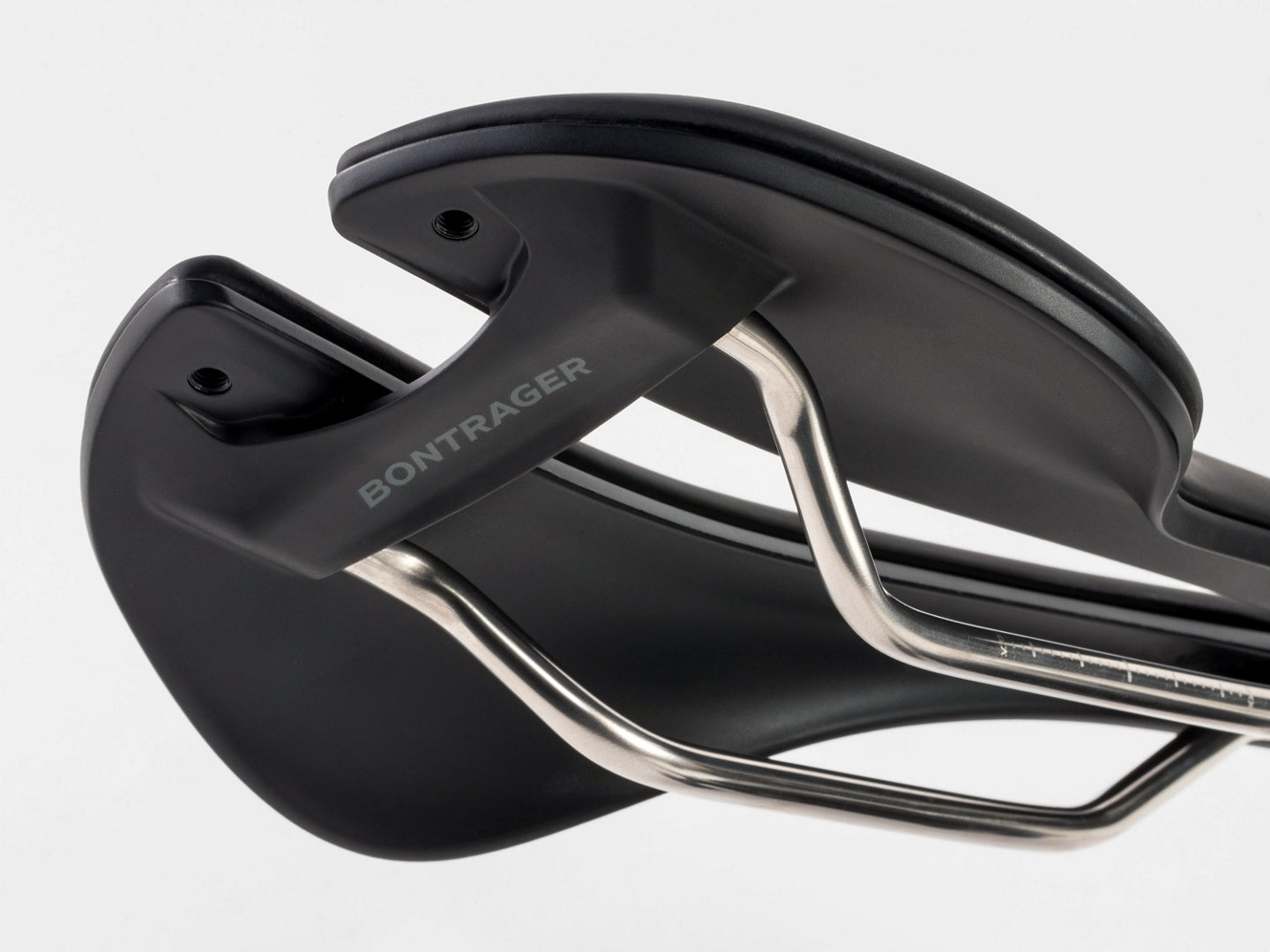 Bontrager Aeolus Elite Saddle- Bike Saddle- Bontrager Saddle- bike saddles singapore- treknology 3 central- bike showroom singapore- bicycle showroom singapore