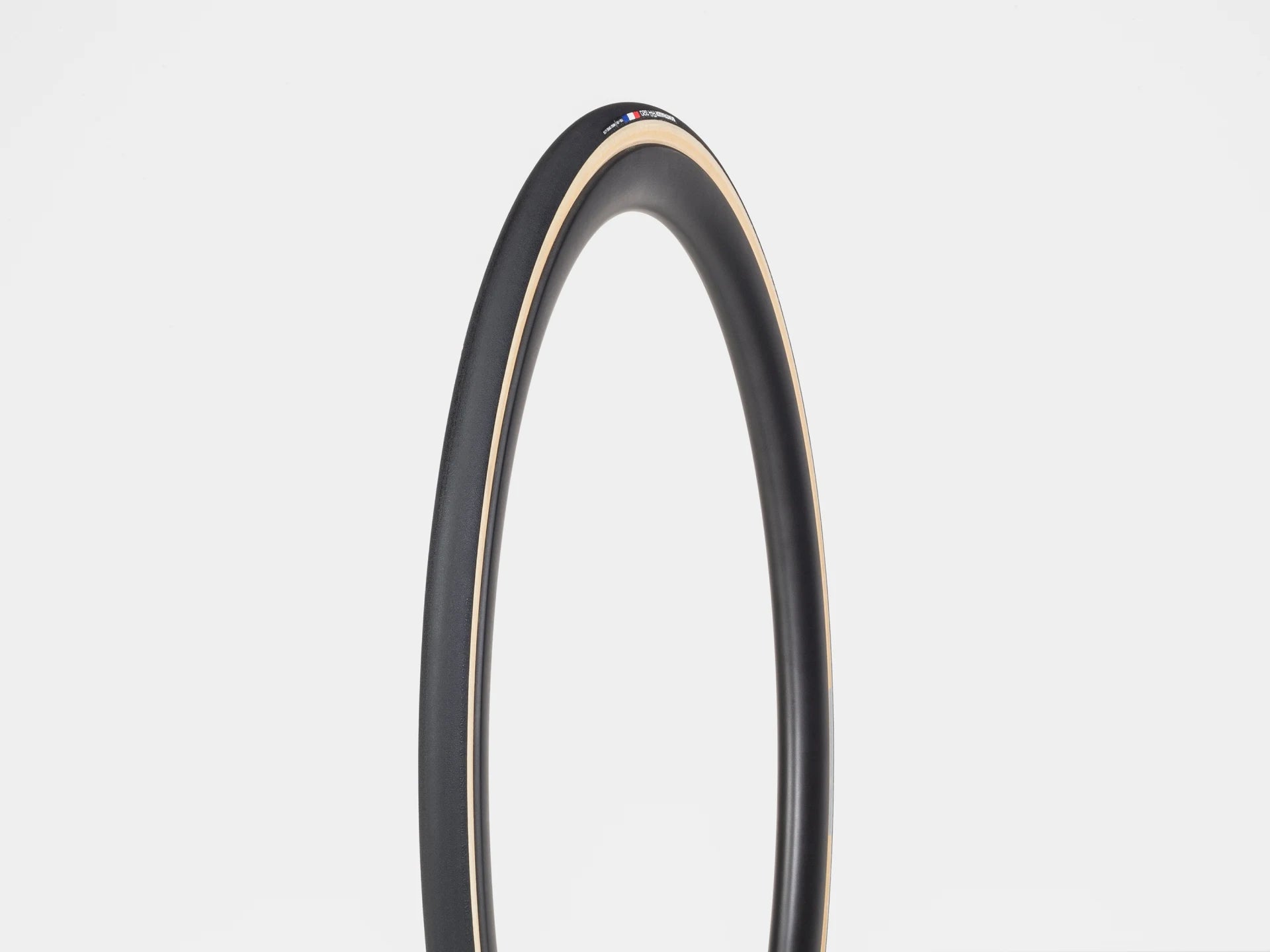 CNY SALE: Bontrager R4 320 Handmade Clincher Road 700cx25mm Tyre