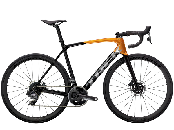 Emonda SL 7 Disc AXS- Road Bikes- Trek Road Bikes- Road Bikes- Performance Bikes- Performance Road bikes- Trek Performance Road Bikes- Treknology 3 Central- Bike Showroom- Bicycle Showroom- best road bikes singapore- road bikes singapore- exclusive bikes singapore